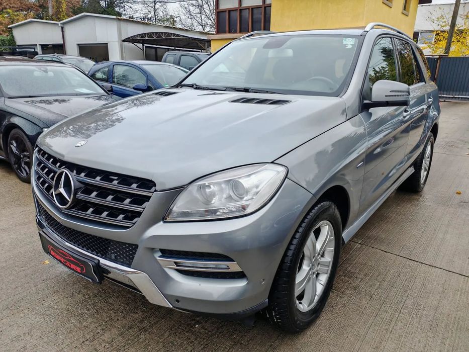 Mercedes-Benz ML Mercedes ML 250 // Vindem in Rate Avans Zero cu Buletinul //