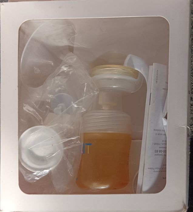 Ручной молокоотсос Philips Avent.