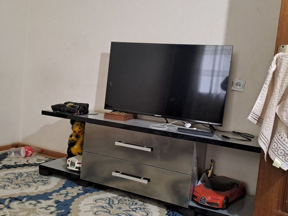 Samsung 43 телевизор