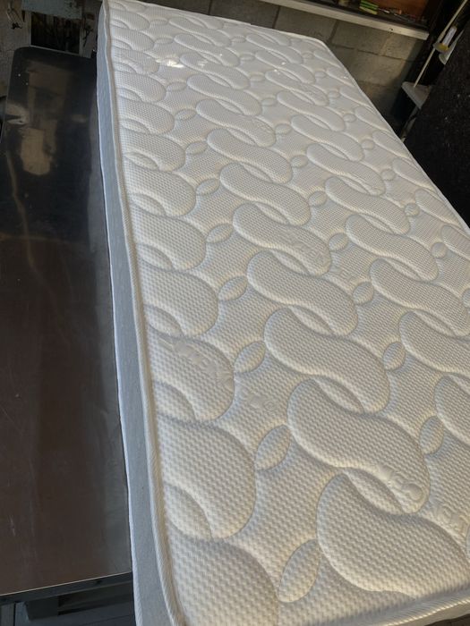 Новый ортопедический матрас