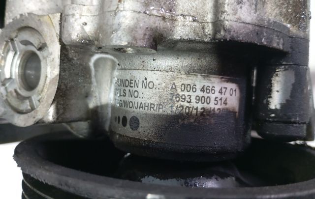 Pompa servodirectie A0064664701 2.2CDI Mercedes-Benz E-Class W212 [20