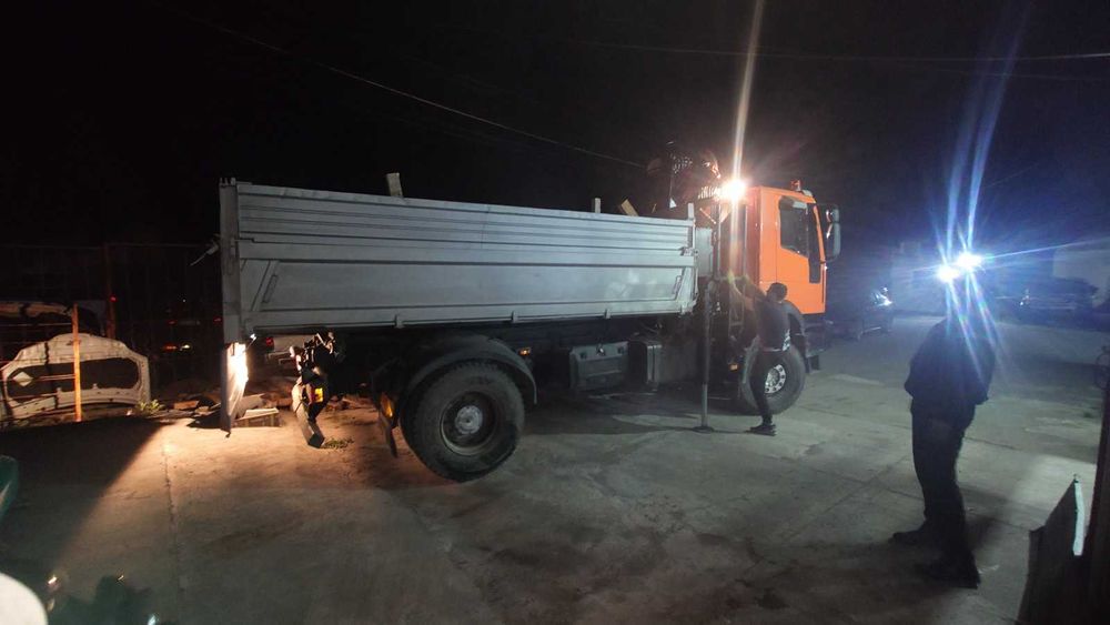 Услуги с Автокран, Самосвал, Бобкат, Валяк 3т
