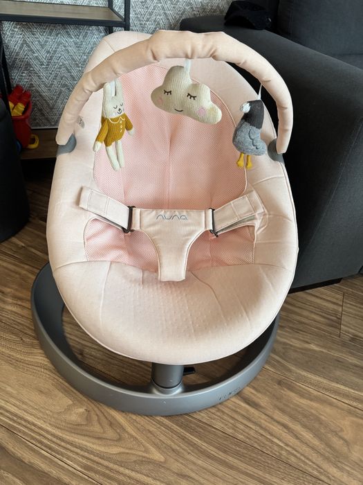 Nuna Leaf розова