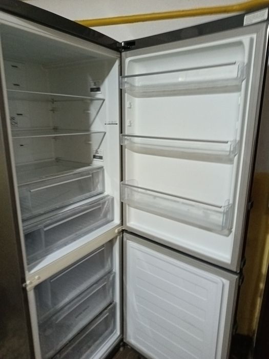 Combina frigorifica hotpoint ariston