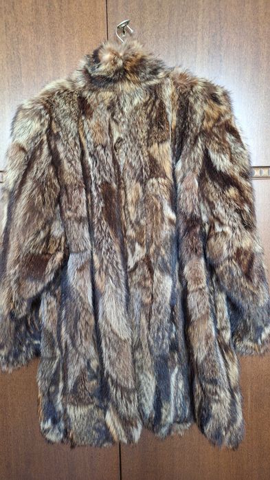 Дамско палто от Енот