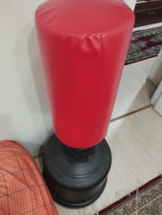 Боксерская груша напольная