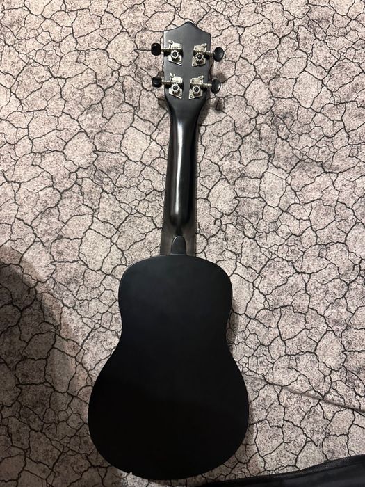 Укулеле,сопрано.