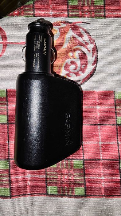 Оригинален адаптер за запалка за камион на Garmin с 2-ва USB-A порта