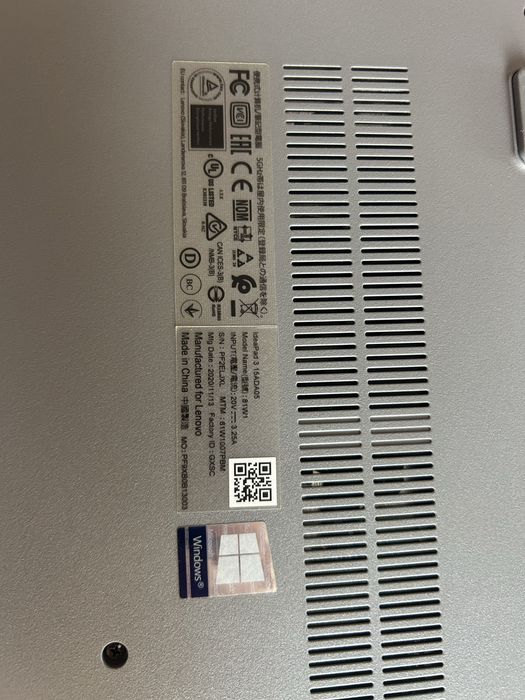 Лаптоп Lenovo