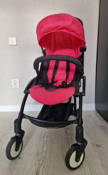 Детская коляска Babytime. Компактная, подходит под ручную кладь.