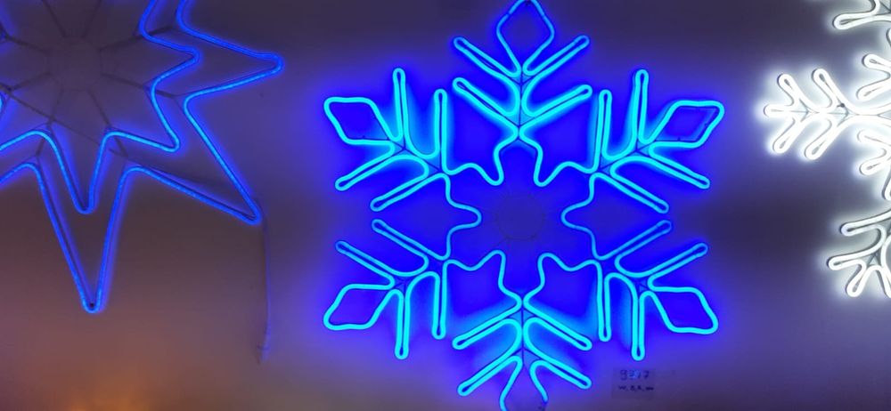 Ornamente luminoase led pentru sărbători