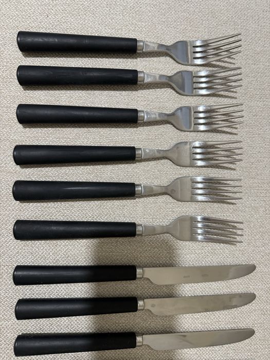 Прибори за хранене