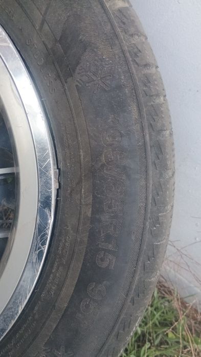 Продам в сборе Диски с покрышками