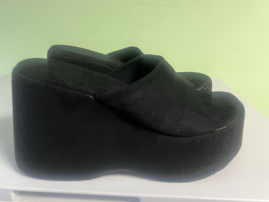 Продам обувь летнюю
