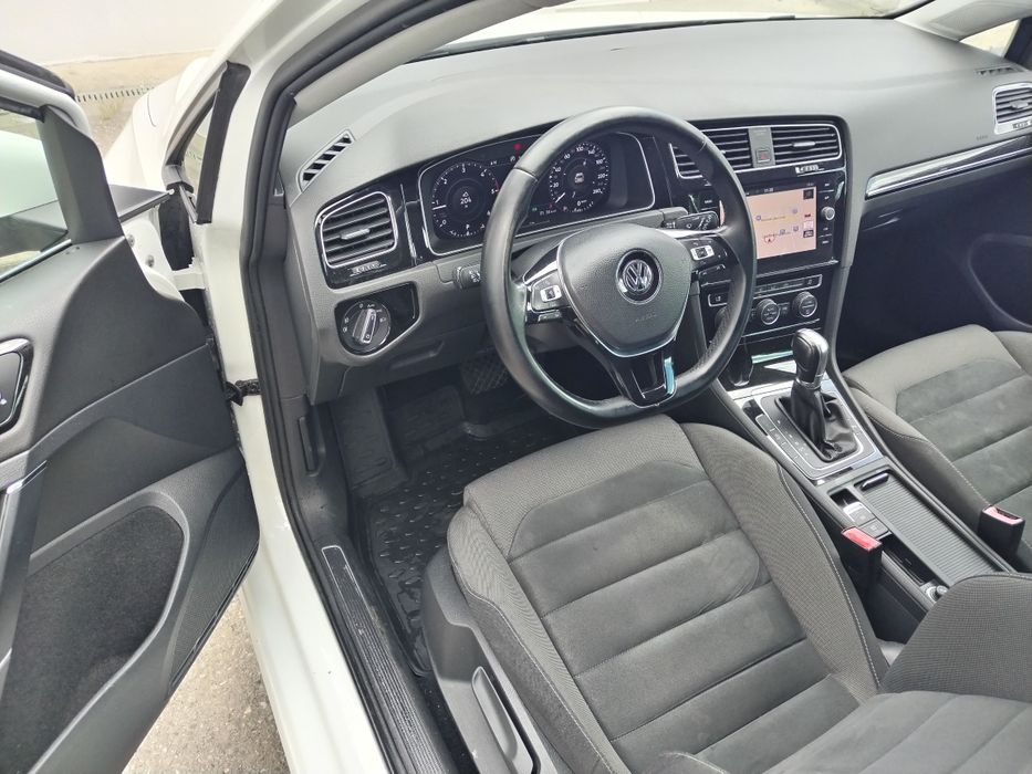 Vw GOLF 7/An 2018 Luna 8/2 Litri Diesel 150cp EURO6/D.S.G/COCKPIT BORD