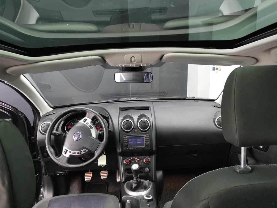 Nissan Qashqai+2/7 locuri//4x4//Navigatie//Camera//Pano