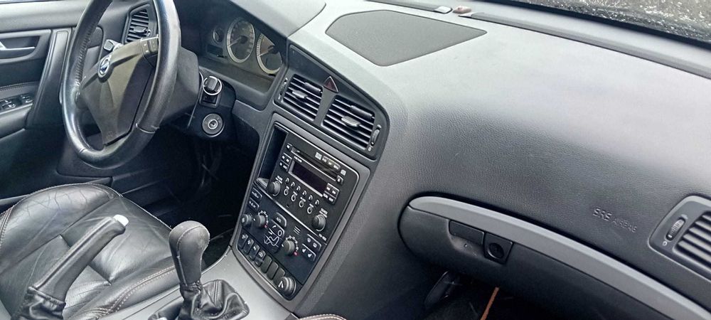 Vand Volvo S60 2008, 237.000 km full piele scaune fata incalzite clima