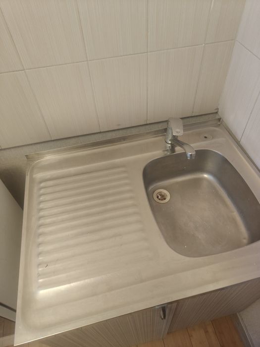 Продам кухонный шкаф 6500