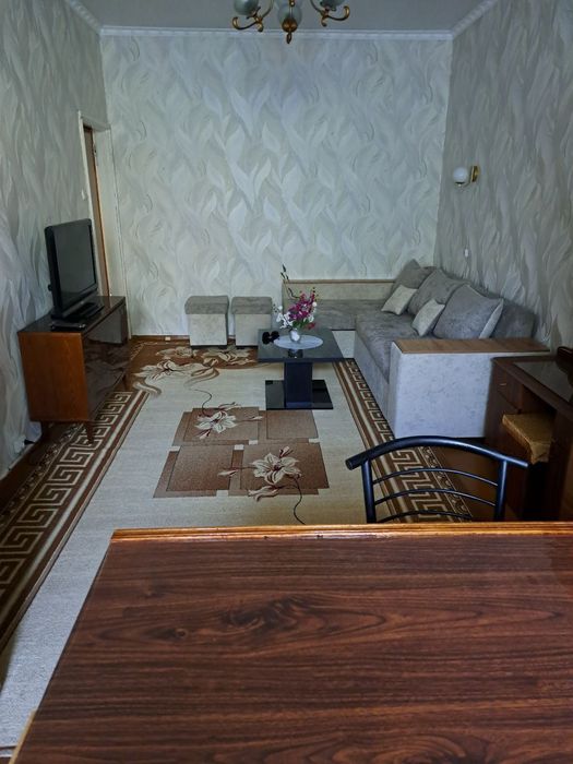 Своя  Сдаю квартиру 1перед в2х Фархадский Чиланзар  12квартал