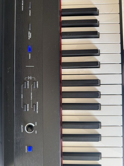 Продам Пианино alesis recital