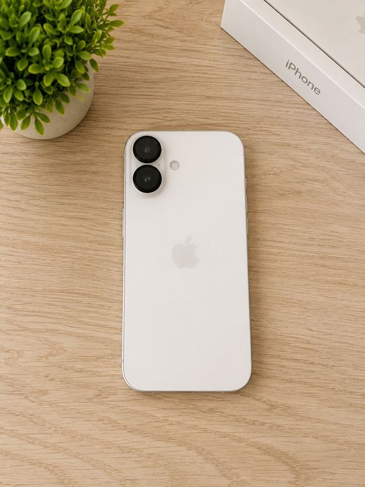Продам телефон Iphone 16