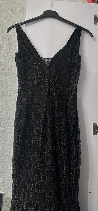 Черна официална рокля