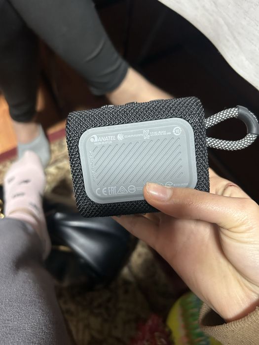 JBL колонка хорошая