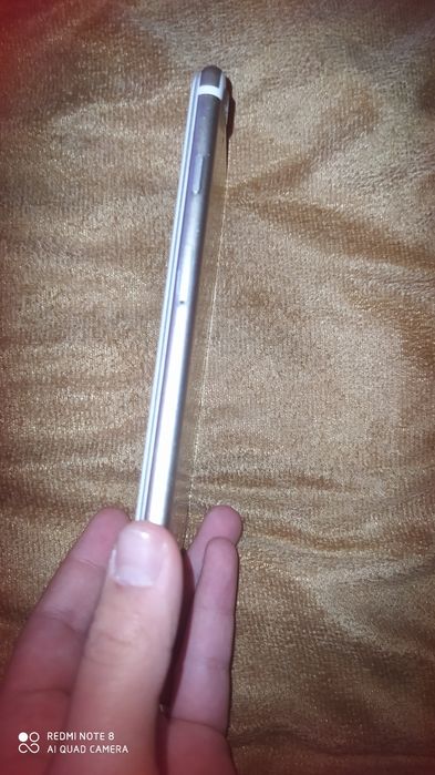 Tilfon sotiladi  iphone 7