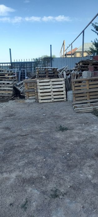 Продам поддоны..паллеты