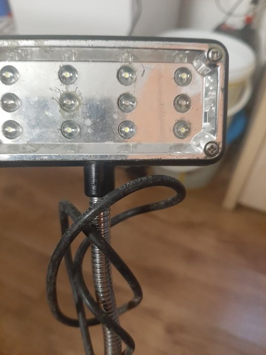 Vand diverse accesorii pentru acvariu