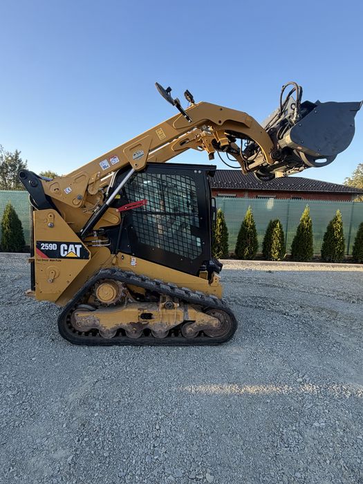 Miniincarcator bobcat cat 4,2 tone