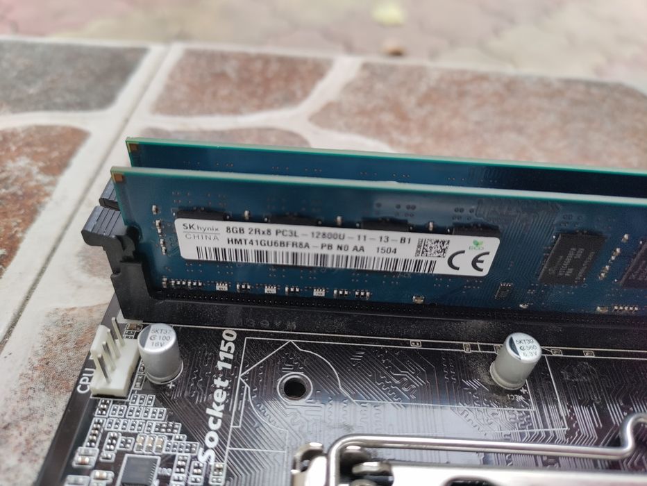 I7 4790+ gigabyte GA-H81M-S1 + 16gb ram