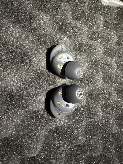 Galaxy buds fe правый левый цена за один