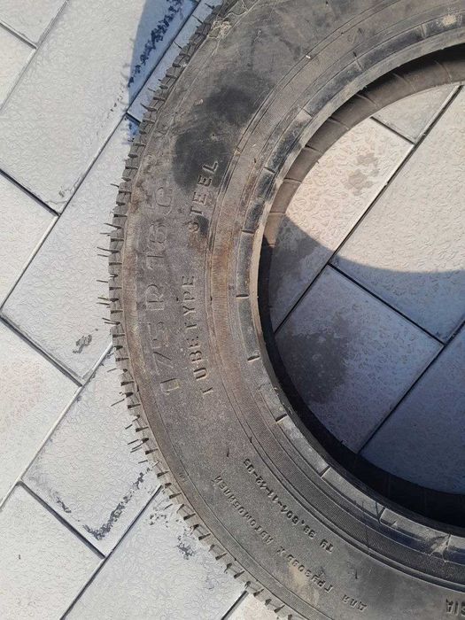 Продаю покрышку, новая R16С 400 000 сум