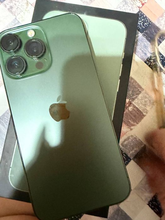 Продам айфон 13 про