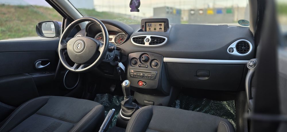 RENAULT CLIO An 2011 Euro 5