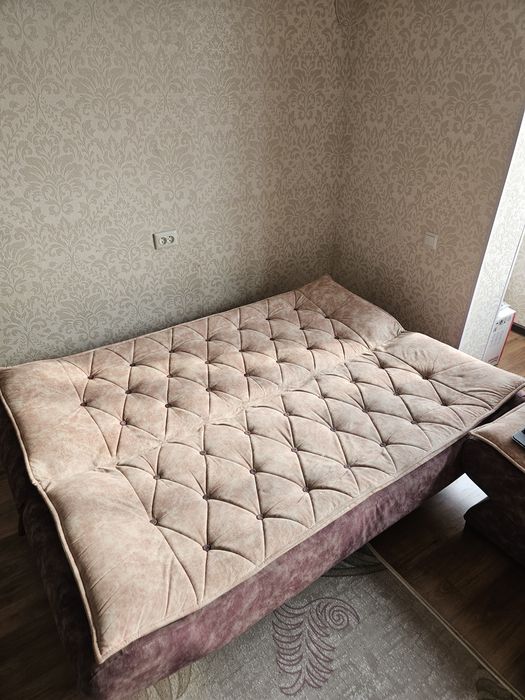 Продам диван и кресла