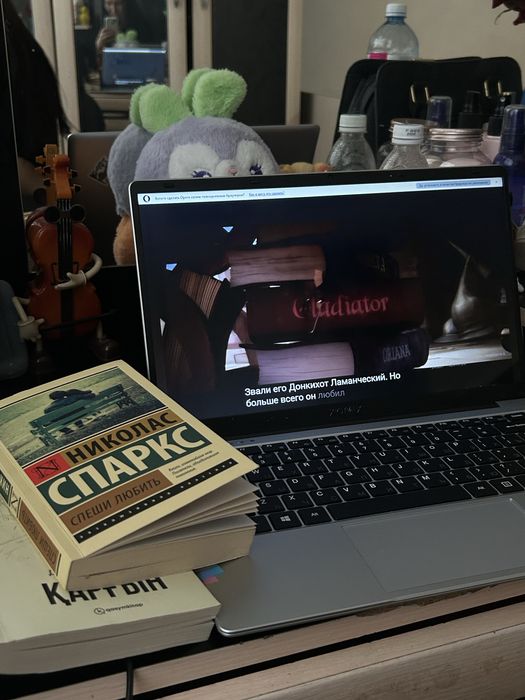 ноутбук XOMIX  Windows 11 Pro буу