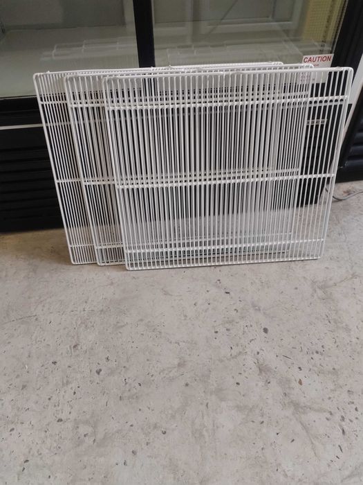 Rafturi pentru vitrine frigorifice /polițe vitrine