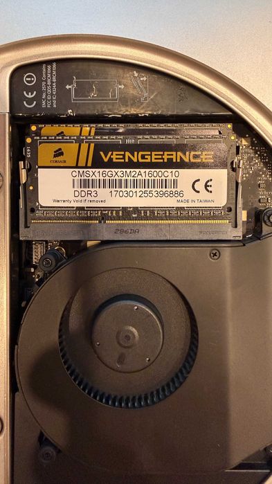 Mac Mini Late 2012, I7, 16 GB RAM Corsair, 256 GB SSD Samsung 850 PRO