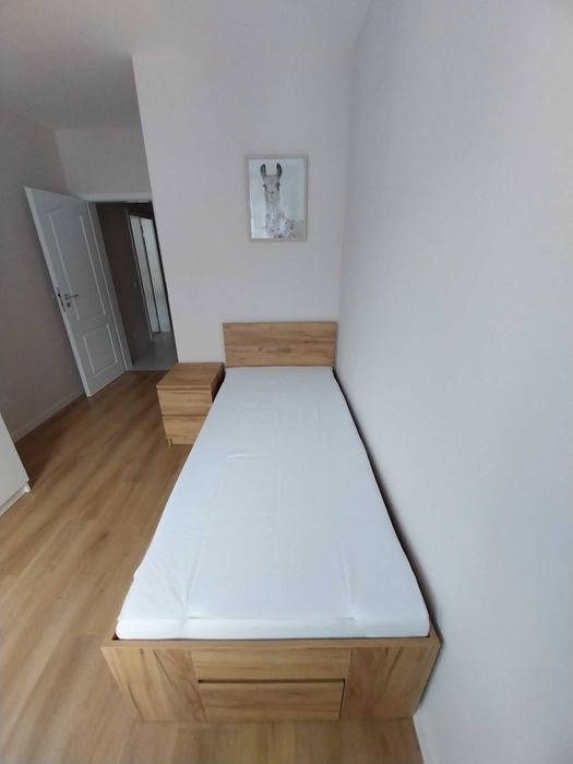 Дава под наем тристаен апартамент