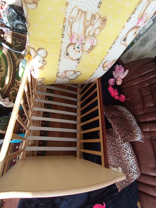 Кроватка детская