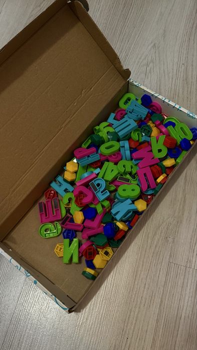 Доска для рисования, мольберт