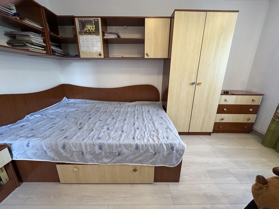 Mobila Dormitor stare foarte buna