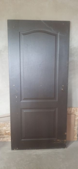 Межкомнатный дверь