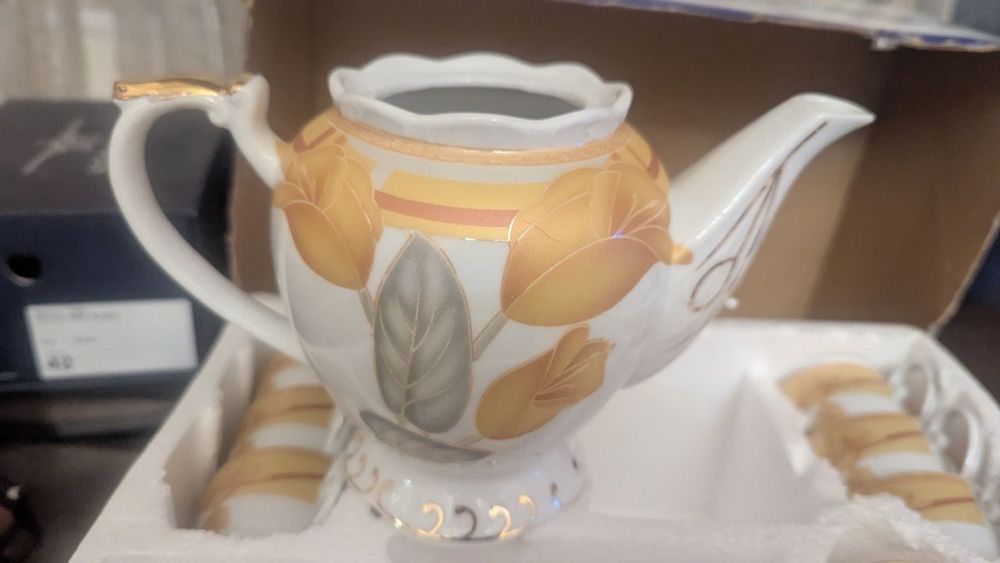 Продам подарочный набор чайный