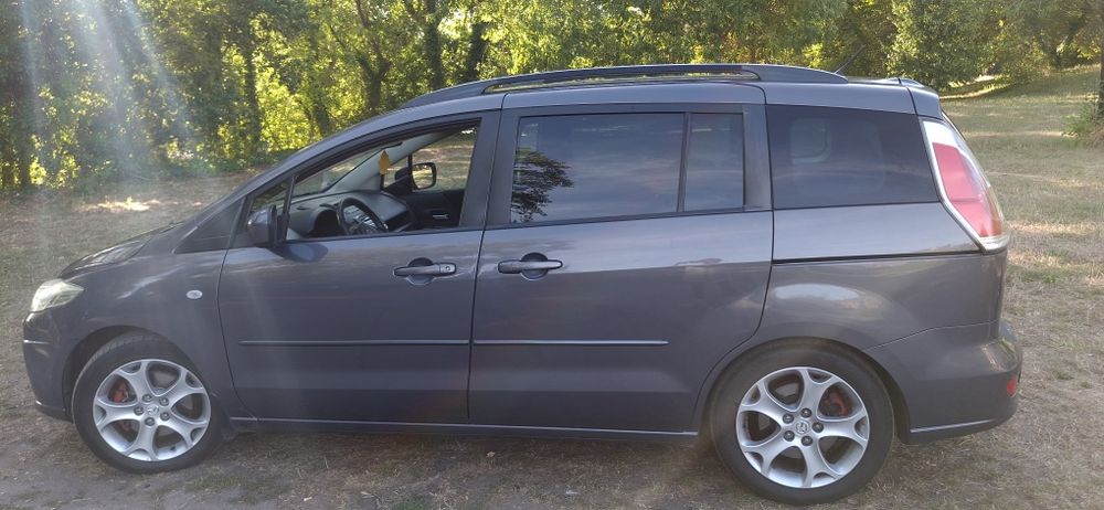 Vand mazda 5 în stare perfecta de funcționare