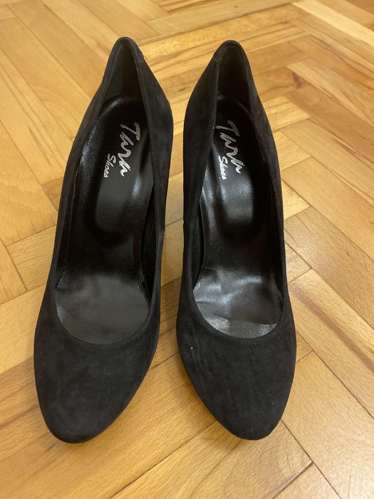 Обувки велур