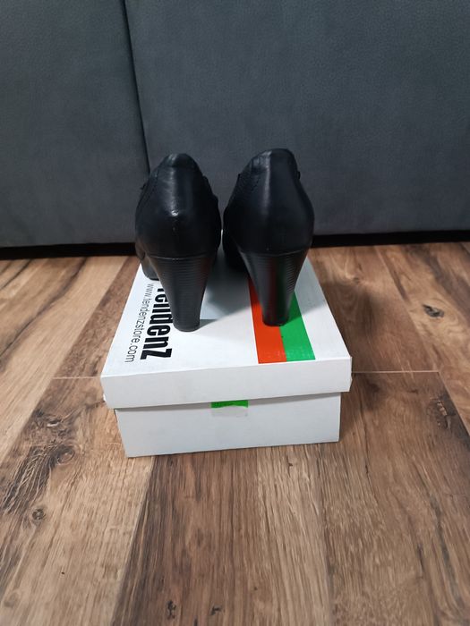 Дамски Обувки - размер 40