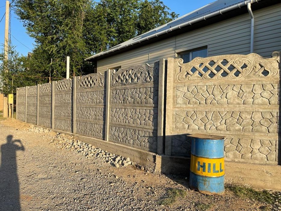 Евро забор, Бетонды Дарбазалар